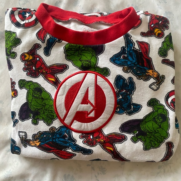 Avenger Pajamas size 12 youth - Picture 2 of 5
